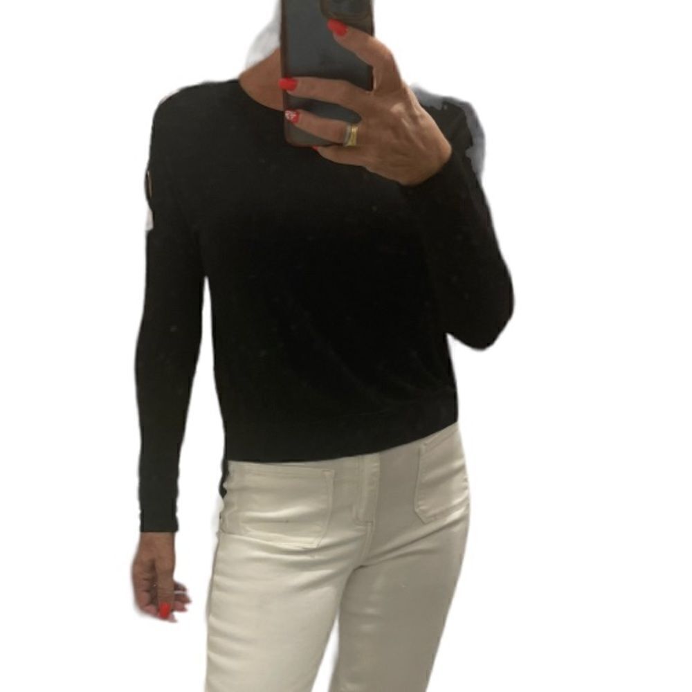Venus Bundle 4 Long Sleeves Tops.Size S
